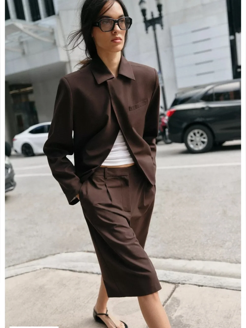 Tailored Knee-Length Shorts in Dark Brown - Picture 2 of 8